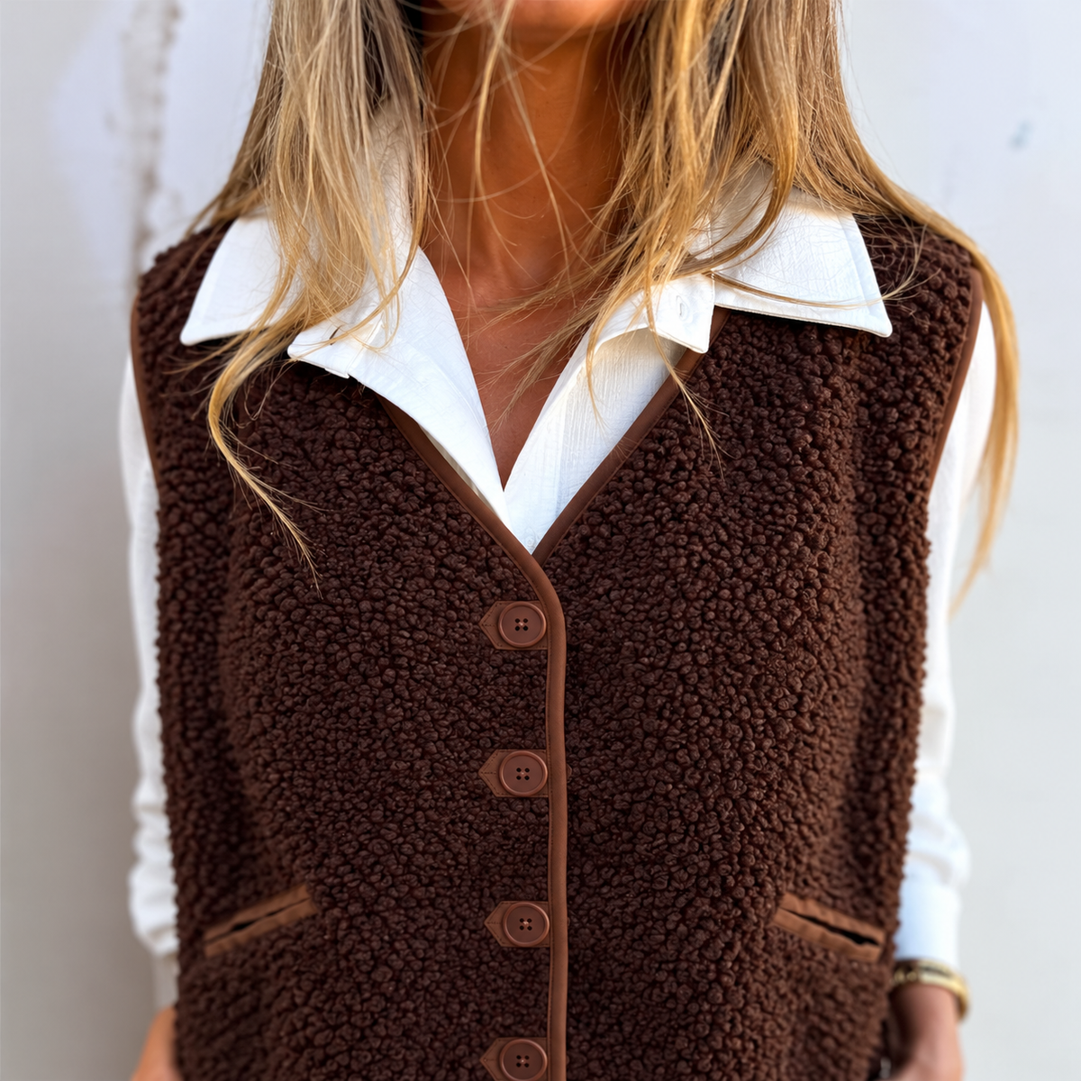 Micheline | Gilet boutonné sans manches pour femme