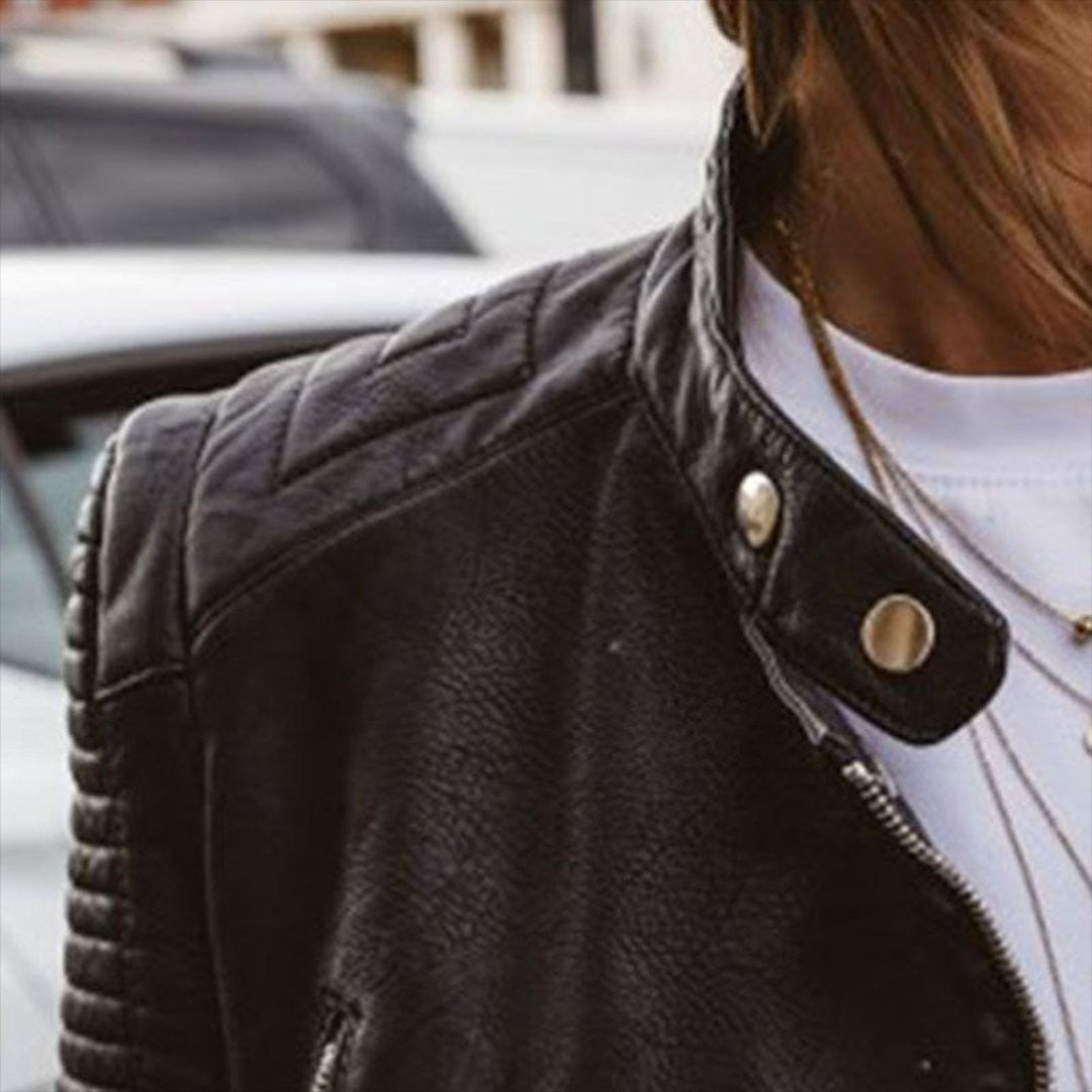 Blouson biker femme cuir véritable coupe cintrée zip