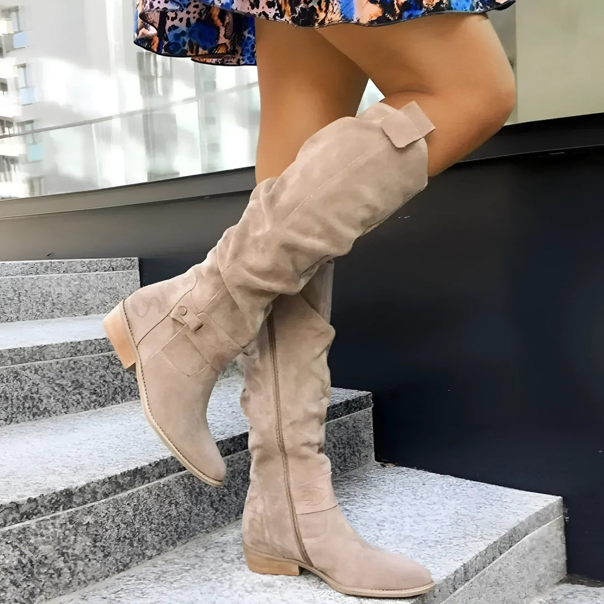 Bottes hautes en cuir beige avec fermeture éclair latérale pour femme, chaudes et confortables