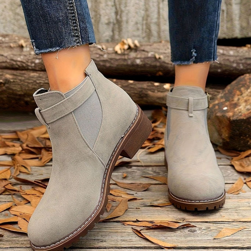 Bottines à talon carré pour femme avec bride à boucle style chelsea