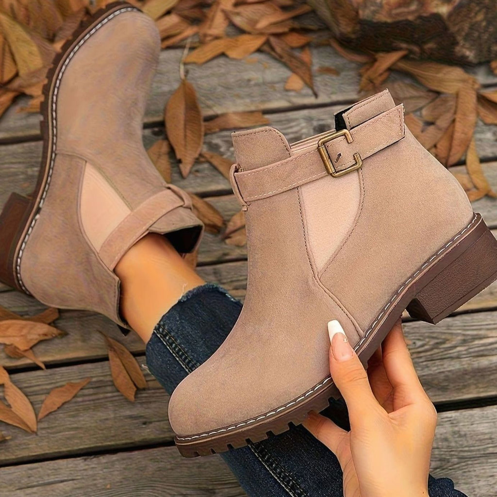 Bottines à talon carré pour femme avec bride à boucle style chelsea
