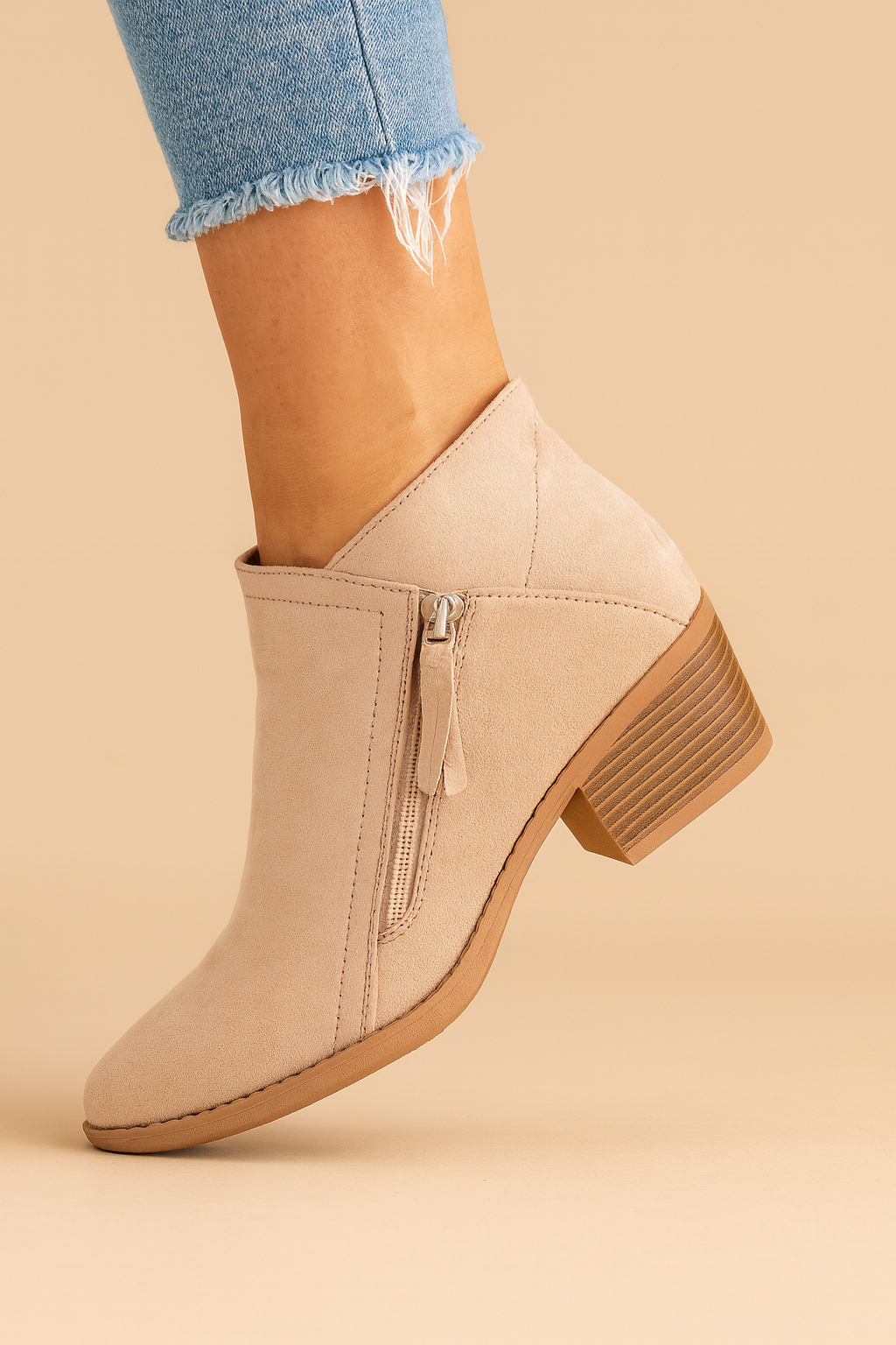Bottines beige à zip latéral pratique pour femme, talon bloc confortable