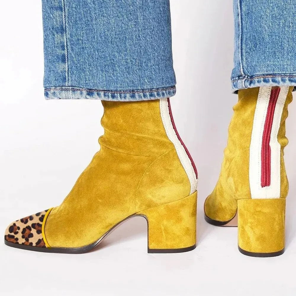 Bottines en daim à talon carré et bout carré pour femme