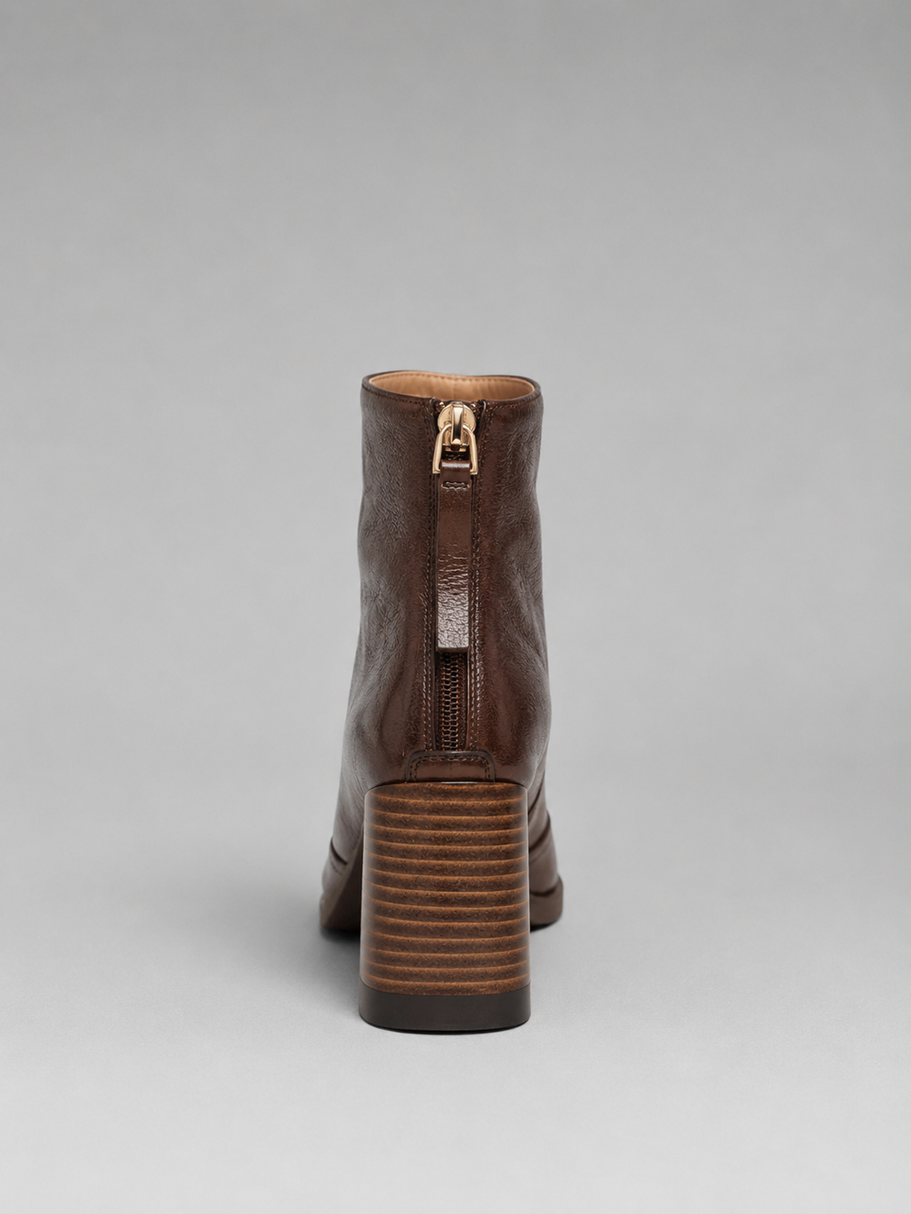 Bottines femme effet cuir marron à talon carré, élégantes