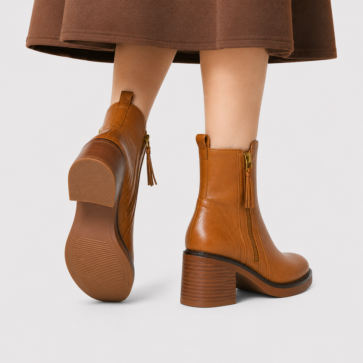 Bottines femme en simili cuir à talon carré zippées