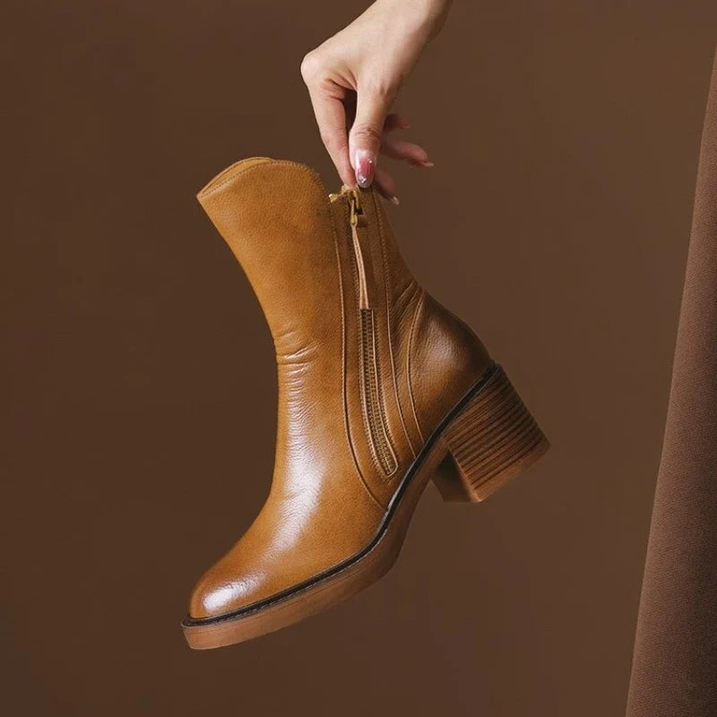 Bottines femme finition cuir à talons hauts avec fermeture éclair