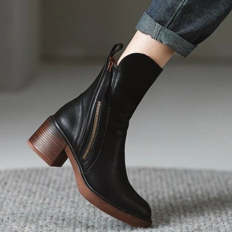 Bottines femme finition cuir à talons hauts avec fermeture éclair