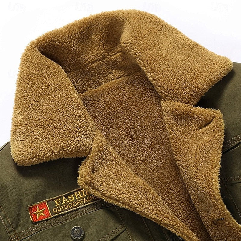 Doudoune homme sans capuche à col en polaire, style utilitaire