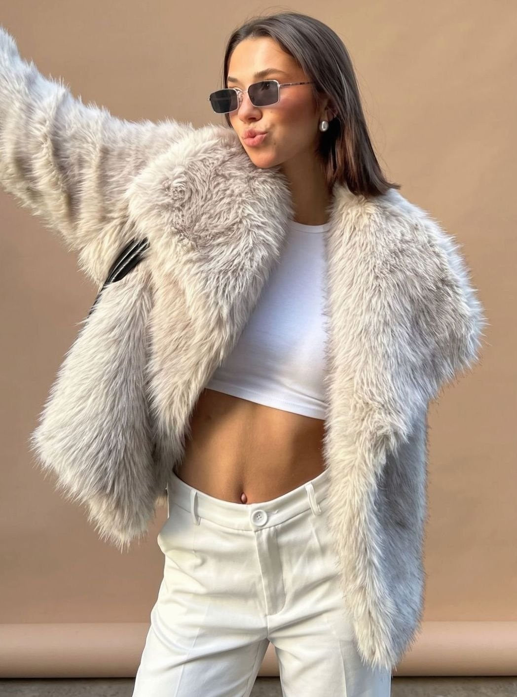 Manteau en fausse fourrure femme, court et duveteux, mode automne-hiver