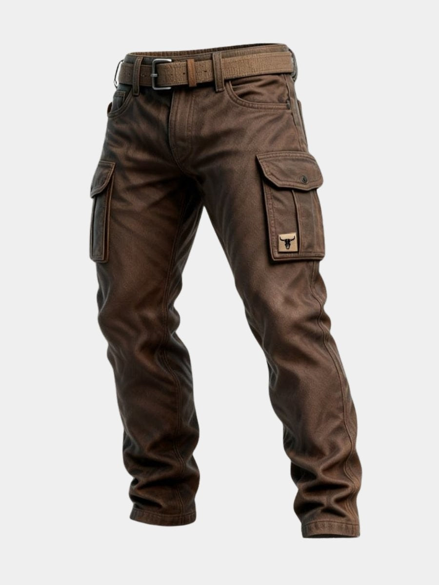 Pantalon cargo homme coupe ajustée et fuselée, poches latérales, patch bull
