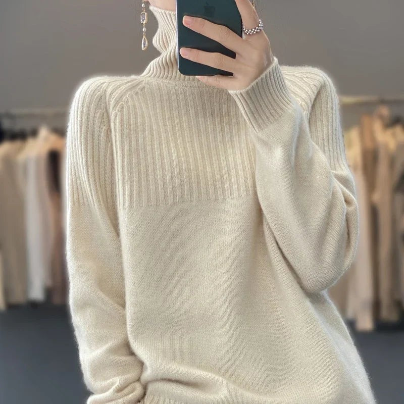 Pull à col roulé et manches côtelées pour femme