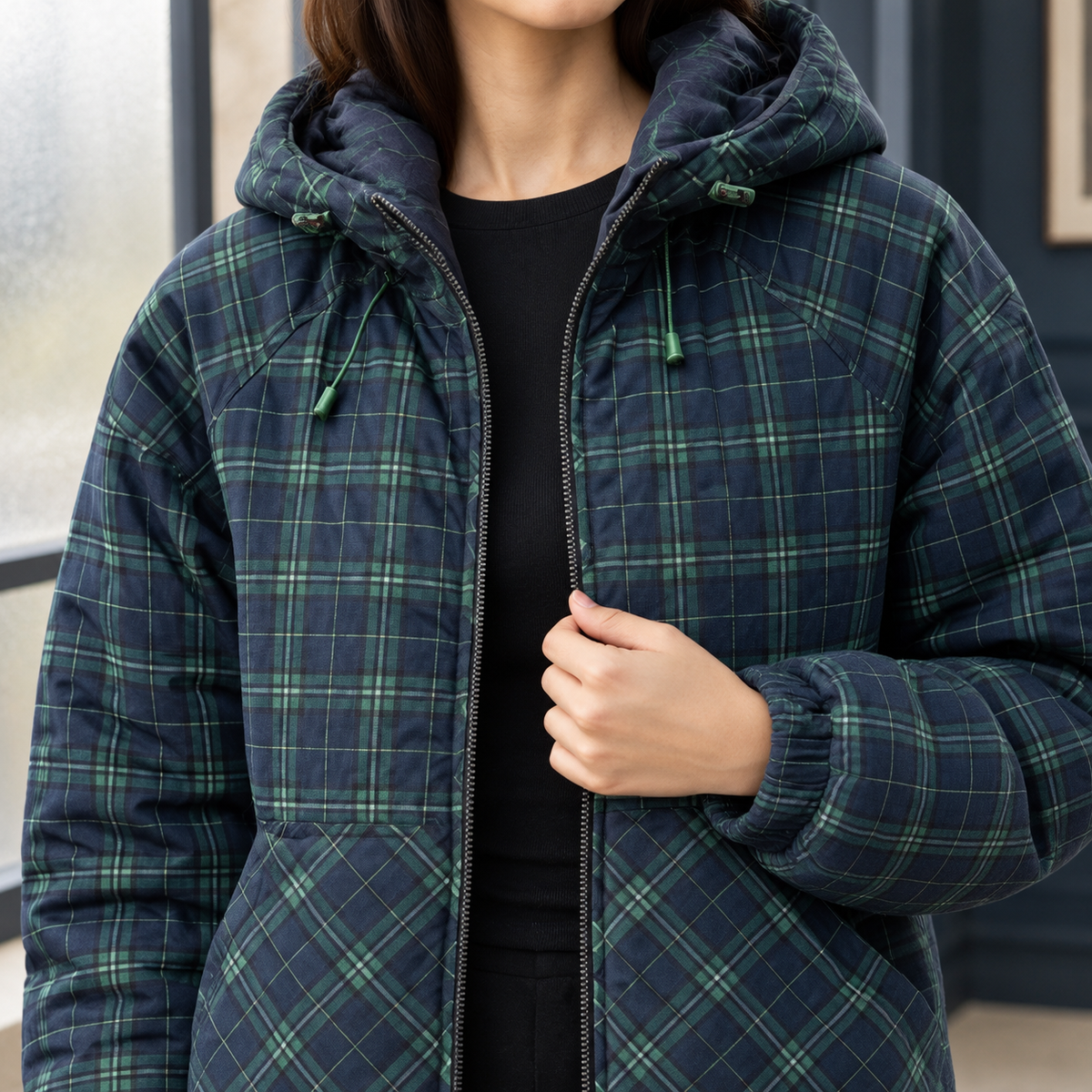 Veste matelassée à capuche imprimée à carreaux pour femme