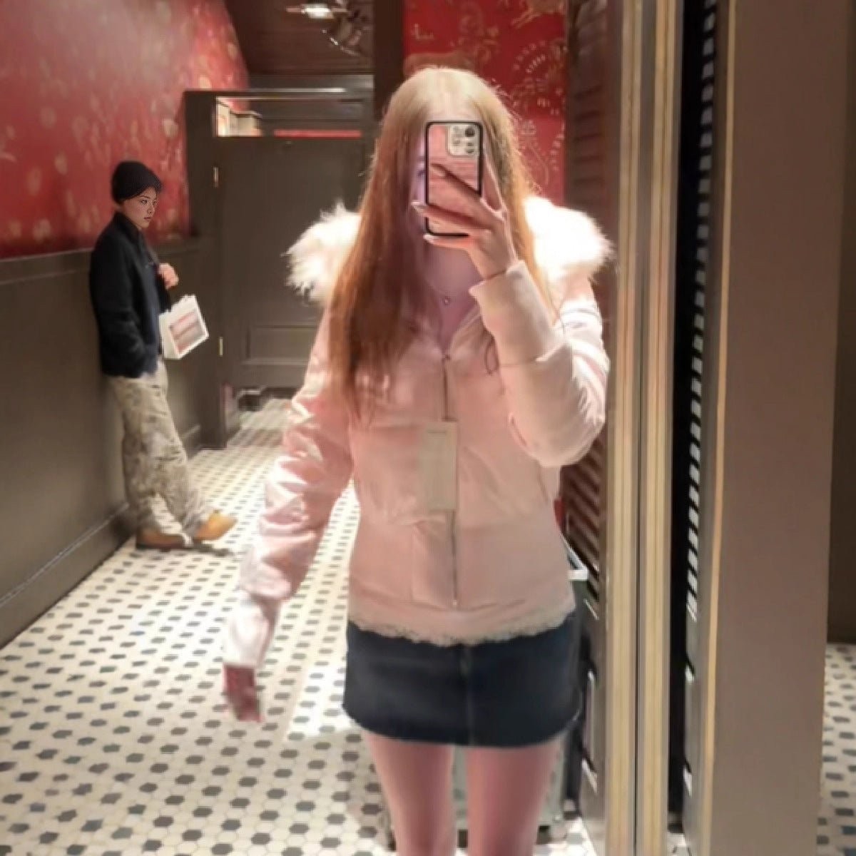 Veste matelassée courte à capuche amovible en fausse fourrure pour femme, Veste d'hiver élégante et confortable
