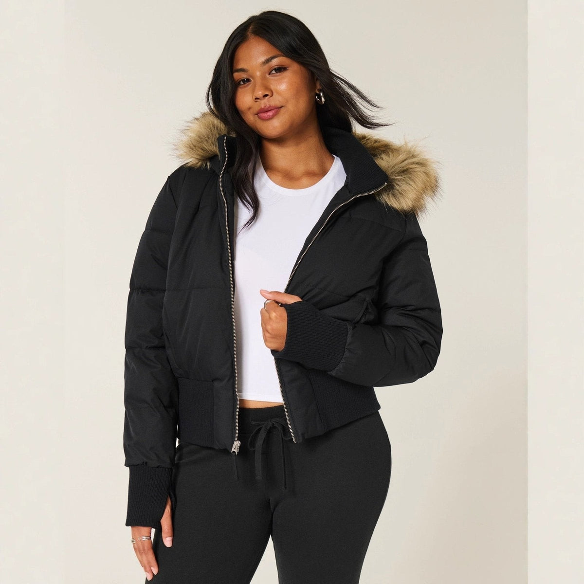 Veste matelassée courte à capuche amovible en fausse fourrure pour femme, Veste d'hiver élégante et confortable